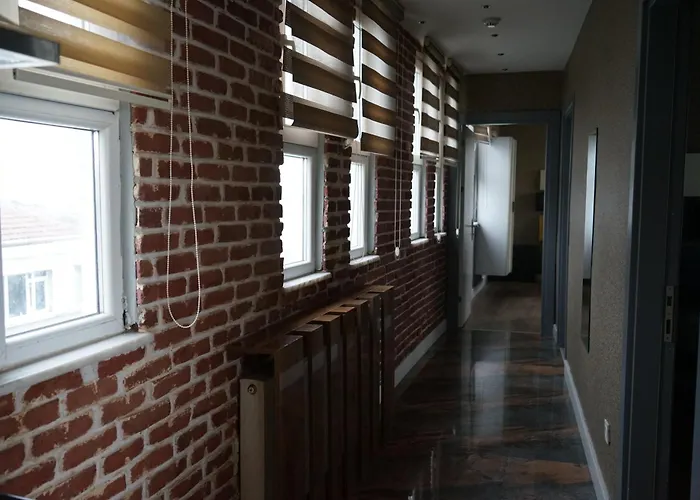 Se Group Corner * Стамбул