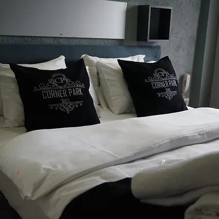 Se Group Corner Hotel *