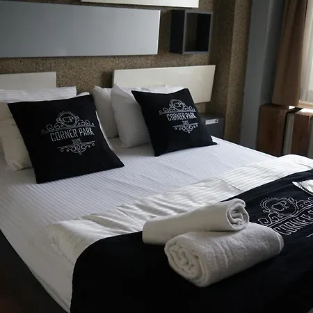 Se Group Corner * Istanboel