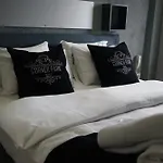 Se Group Corner Hotel *