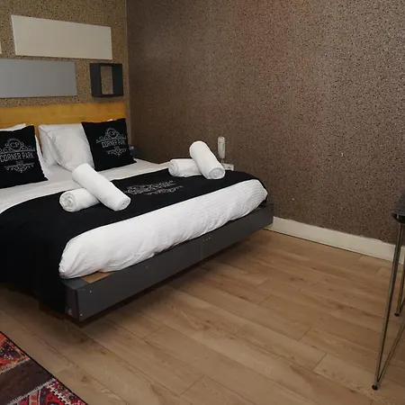 Corner Park Sisli فندق *