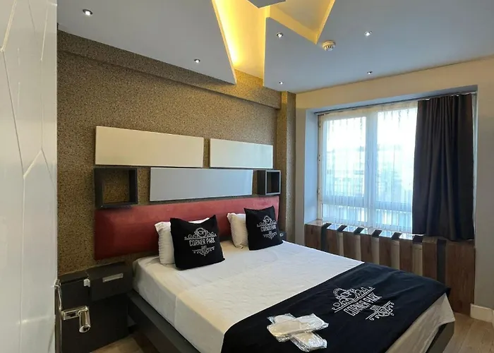 Otel Se Group Corner