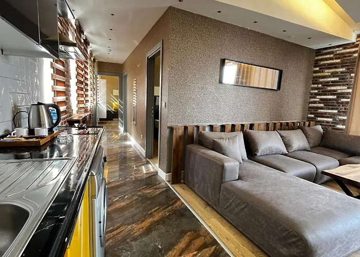 Se Group Corner Otel